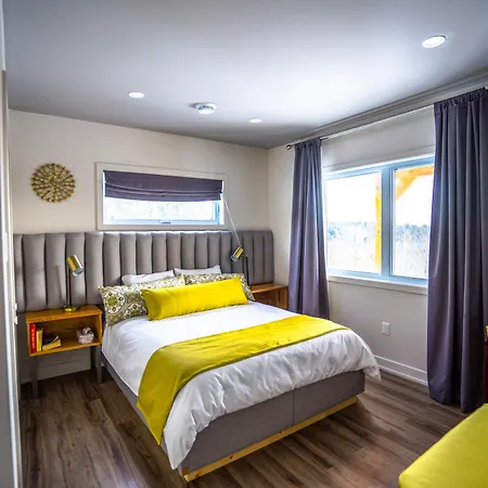 Le Bellevue Modern Lodge-3