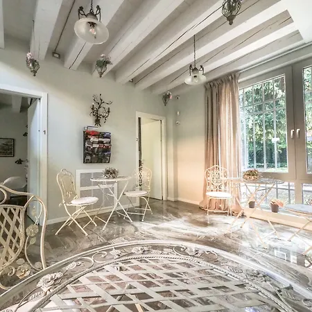 Corte Merighi Charming Rooms-3