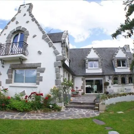 Bed & Breakfast Crosne Plazza & Spa-3