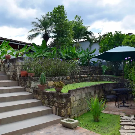 La Casa de Cafe Bed&Breakfast-2