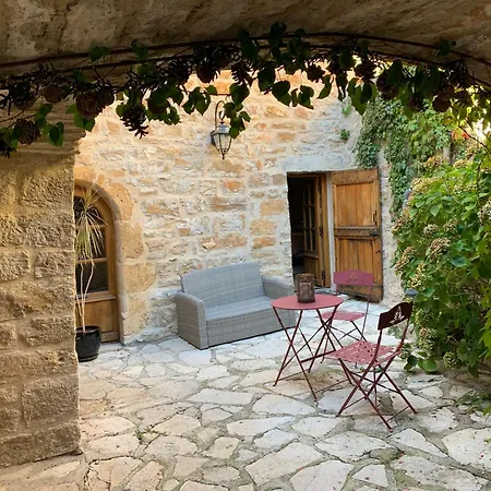 Chambre Romantique avec Bain Nordique extérieur privé Manoir Du Charme Gorges Du Tarn Causses-2
