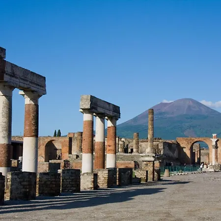 B&B Pompeii Rooms-3