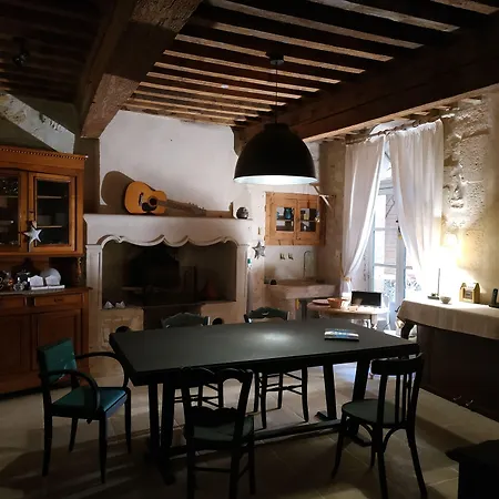Rue Du Chateau-3