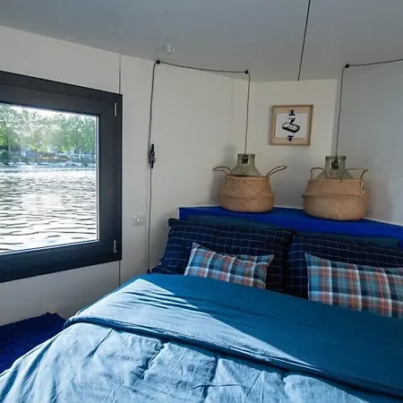 La Rivière House - Péniche Carpe Diem-2