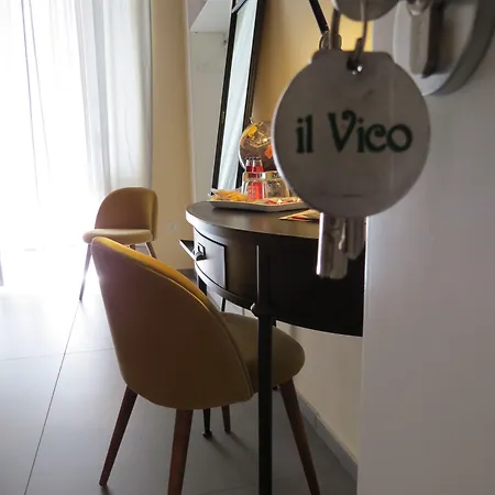 L'arco e il vico-3