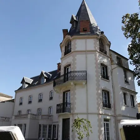 Château Les 4 Saisons-2
