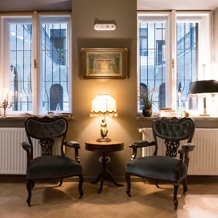 Metropolis Budapest Boutique Hotel-2