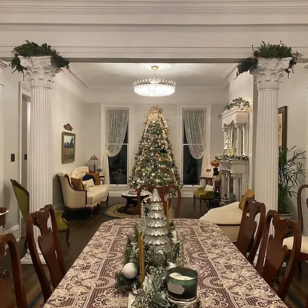 Belle Louise Historic Bed&Breakfast-2