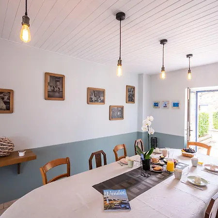 Le DOMAINE DES ECOLIERS B&B-3