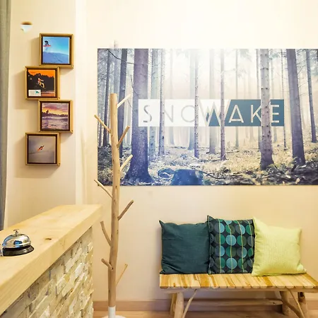 Snowake House-2