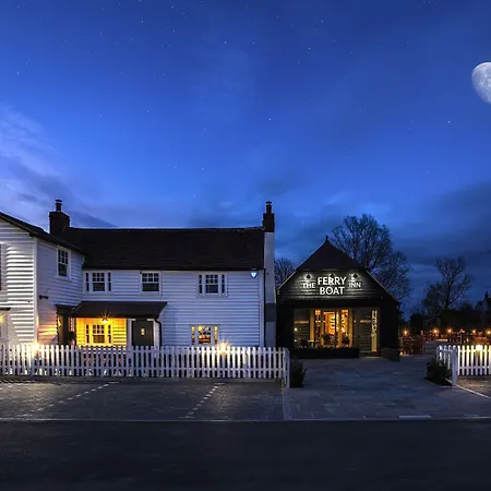 The Ferry Boat Inn-3