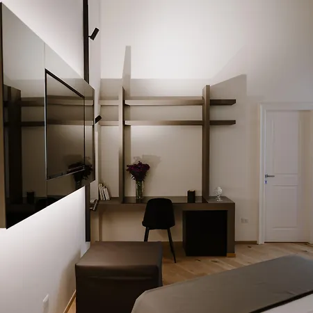 Palazzo Garibaldi - Boutique Suites-2