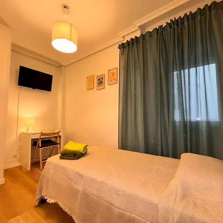 Rooms Carlos - junto a Plaza Mayor-2