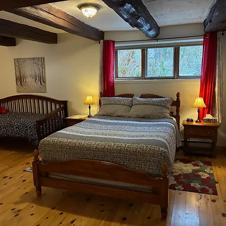 La Grange Country Inn-3