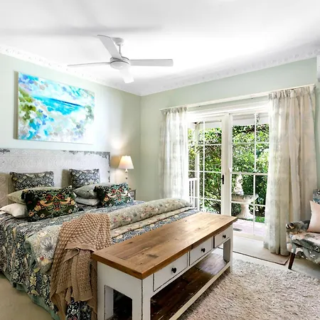 Noosa Valley Manor B&B-2