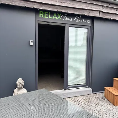 Relax Trois Bornes - De Grenspost-3