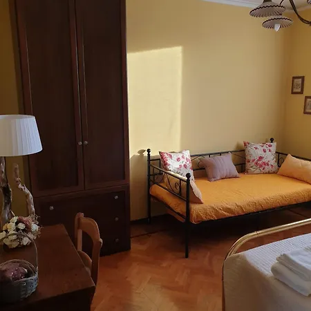 Villa Ferrari Oriella-2