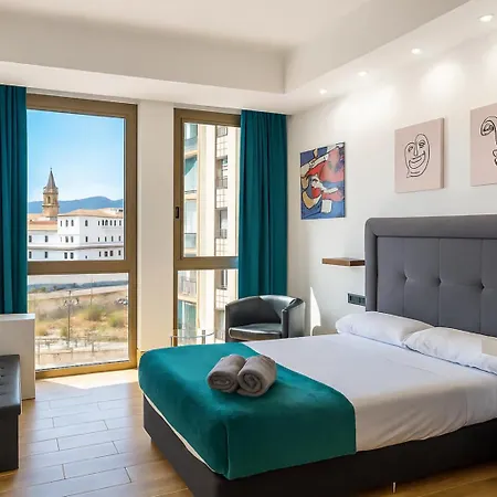 Ilustre - City-View Rooms with AC in Málaga's Old Town - Steps from Calle Larios&the Thyssen-2