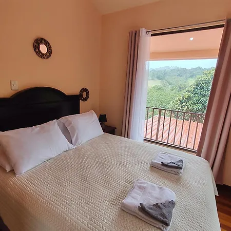 Mi Casa Su Casa Monteverde-3
