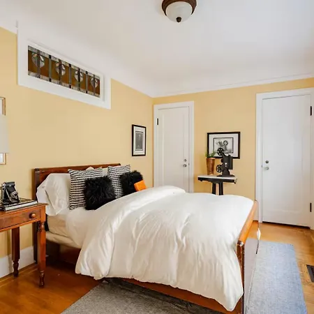 Nob Hill Charm-2