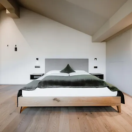 Stricker Aparthotel-2