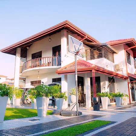 Sella Villa-Transit Airport-2