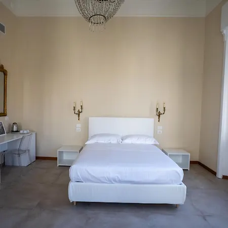 Poseidon B&B-3