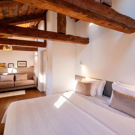 Bassano Club House-3