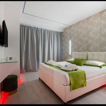 Suite La PerlaNera- TorreCanne-3