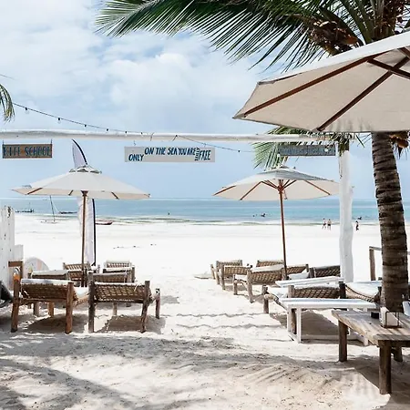 La Base Beach Hotel-3