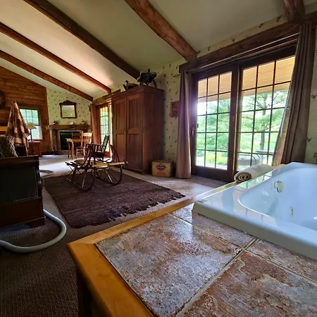 Chanticleer Cabins-2