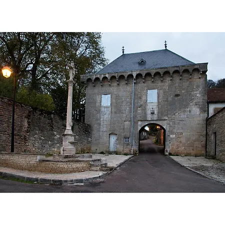 Le Bailli De Montsaugeon-3