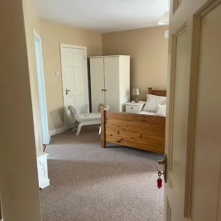 Heeneys Lodge B&B-3