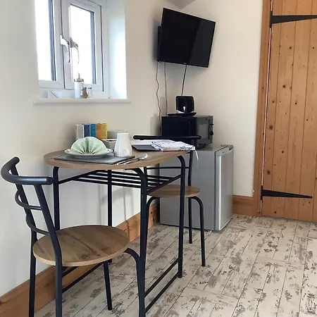 Villa Farm Cottage-3