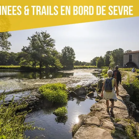 Le Chateau Des Tourelles En Vendee-3