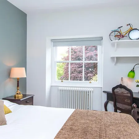 3 Berkeley Square Guesthouse-3
