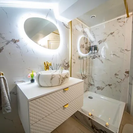 Love Room Serenity Suite-2