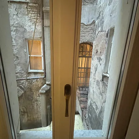 B&B Pantaneto - Palazzo Bulgarini-3