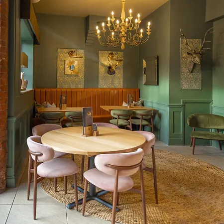 The Wheatsheaf Hotel, Sandbach-2