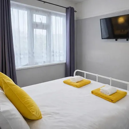 The Roslyn Guest House-3