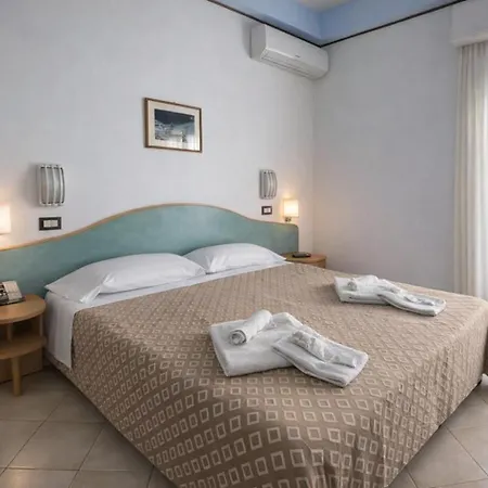 Hotel Nanni Garni-3