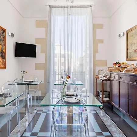 Archimede Charm B&B - Historical Palace In Ortigia-3