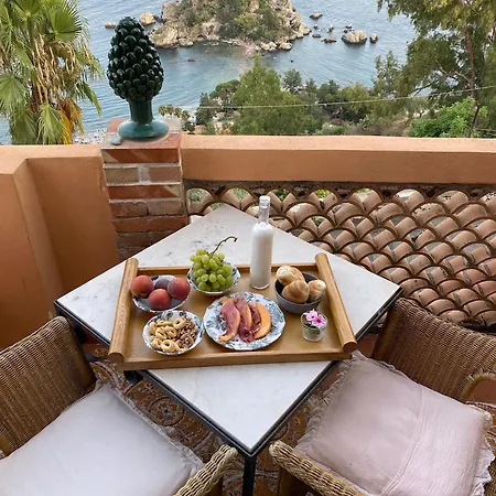 La Bergerie Isolabella Sea View B & B-2
