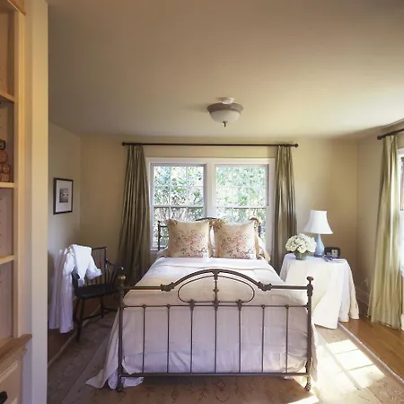 The Pebble Bed And Breakfast-2