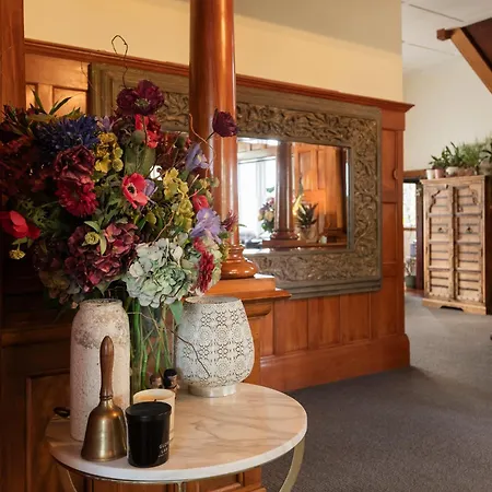 Cedar House-3