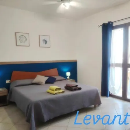 Bed&Breakfast Gli Alisei-3