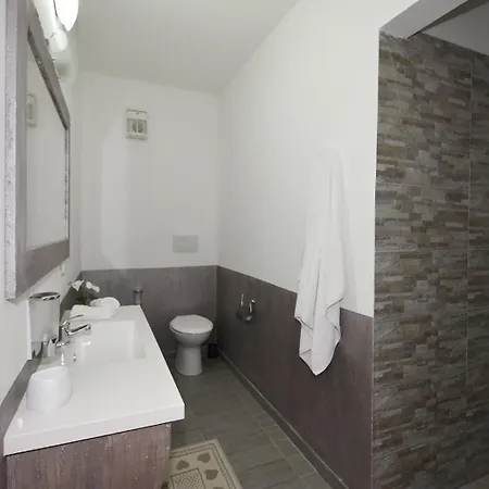 ILLUVIA affitto camere-3