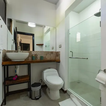 Amazilia Guesthouse-3