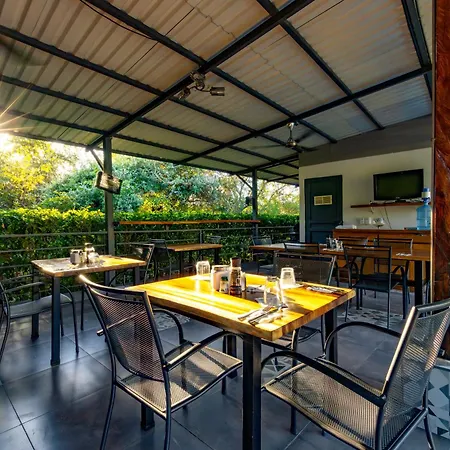 Amazilia Guesthouse-3