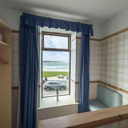 Harbour Heights B&B-3